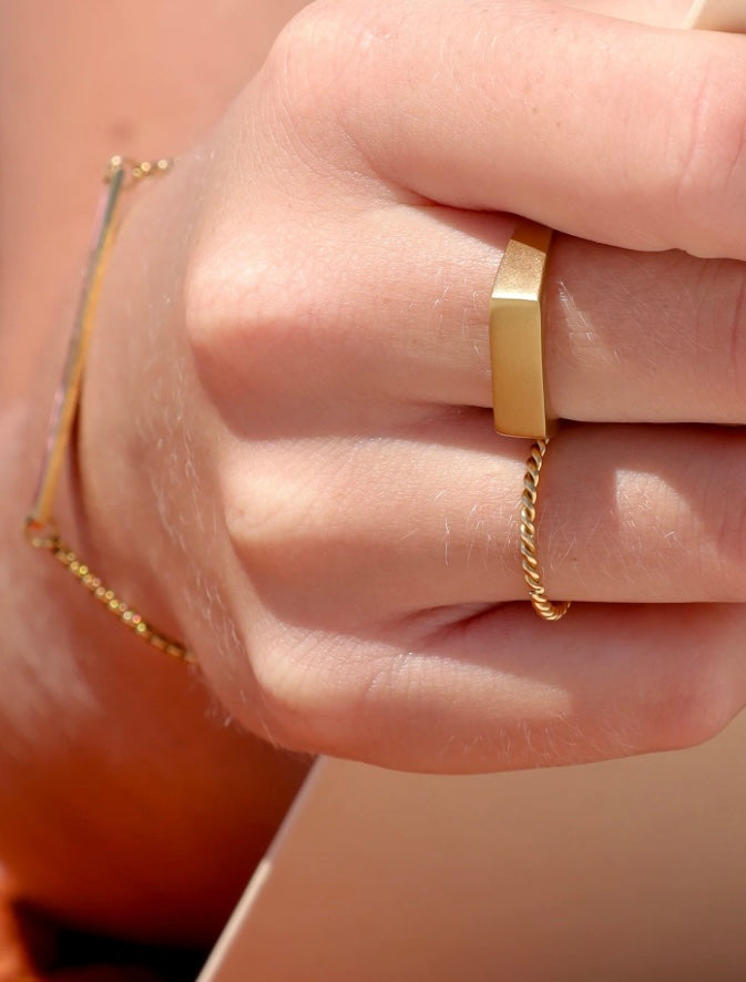 Signet Ring