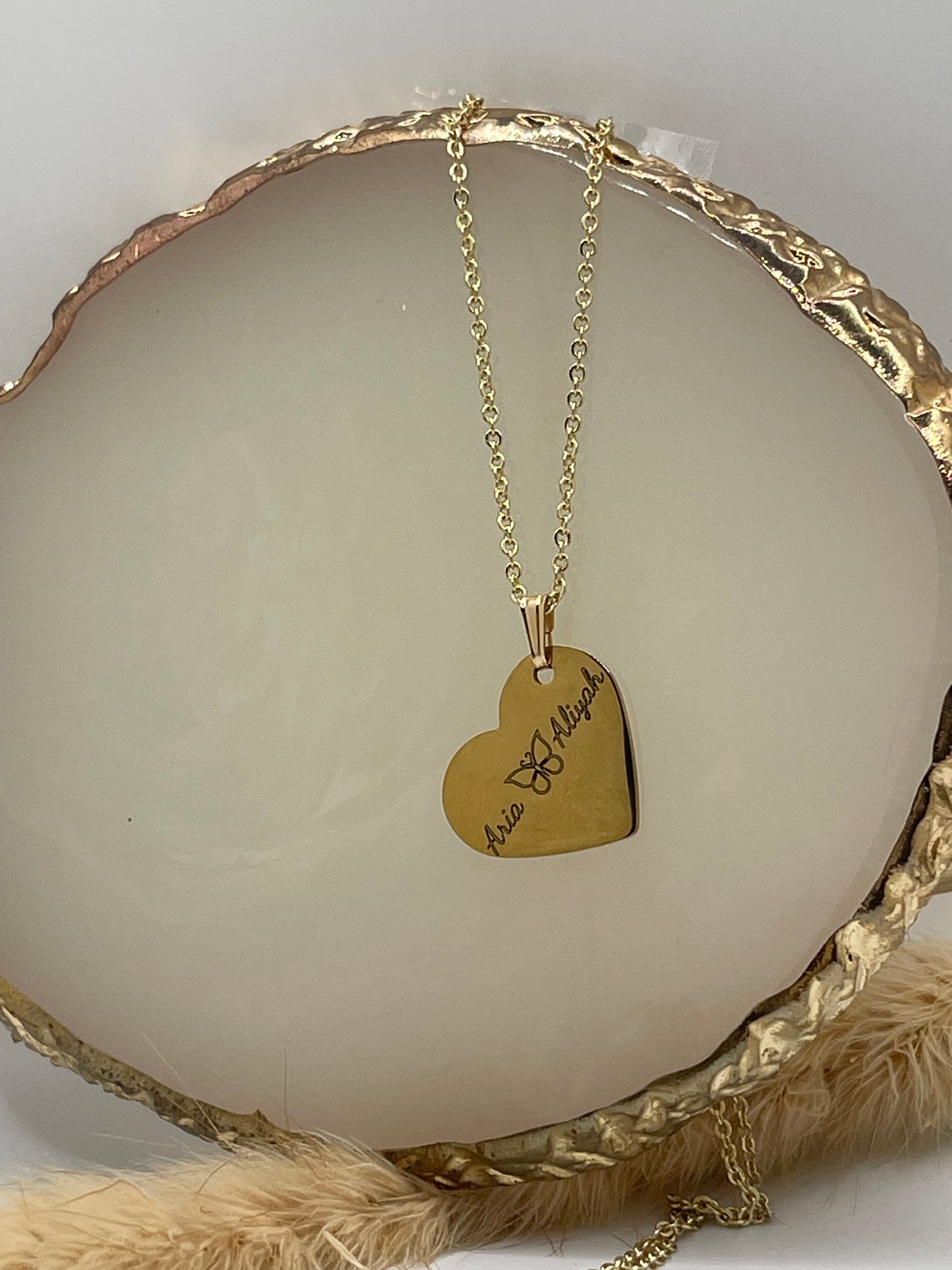 Engraved HEART Pendant Necklace