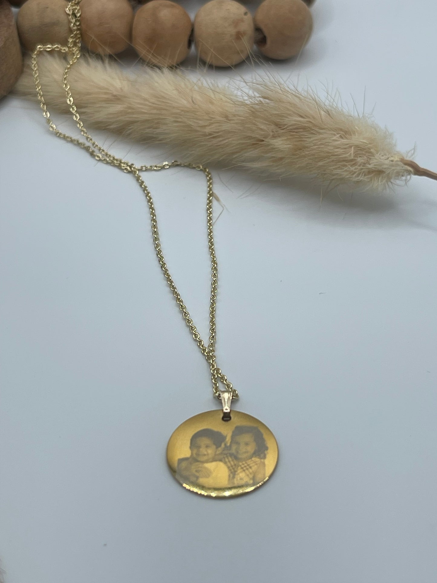 Engraved CIRCLE Pendant Necklace
